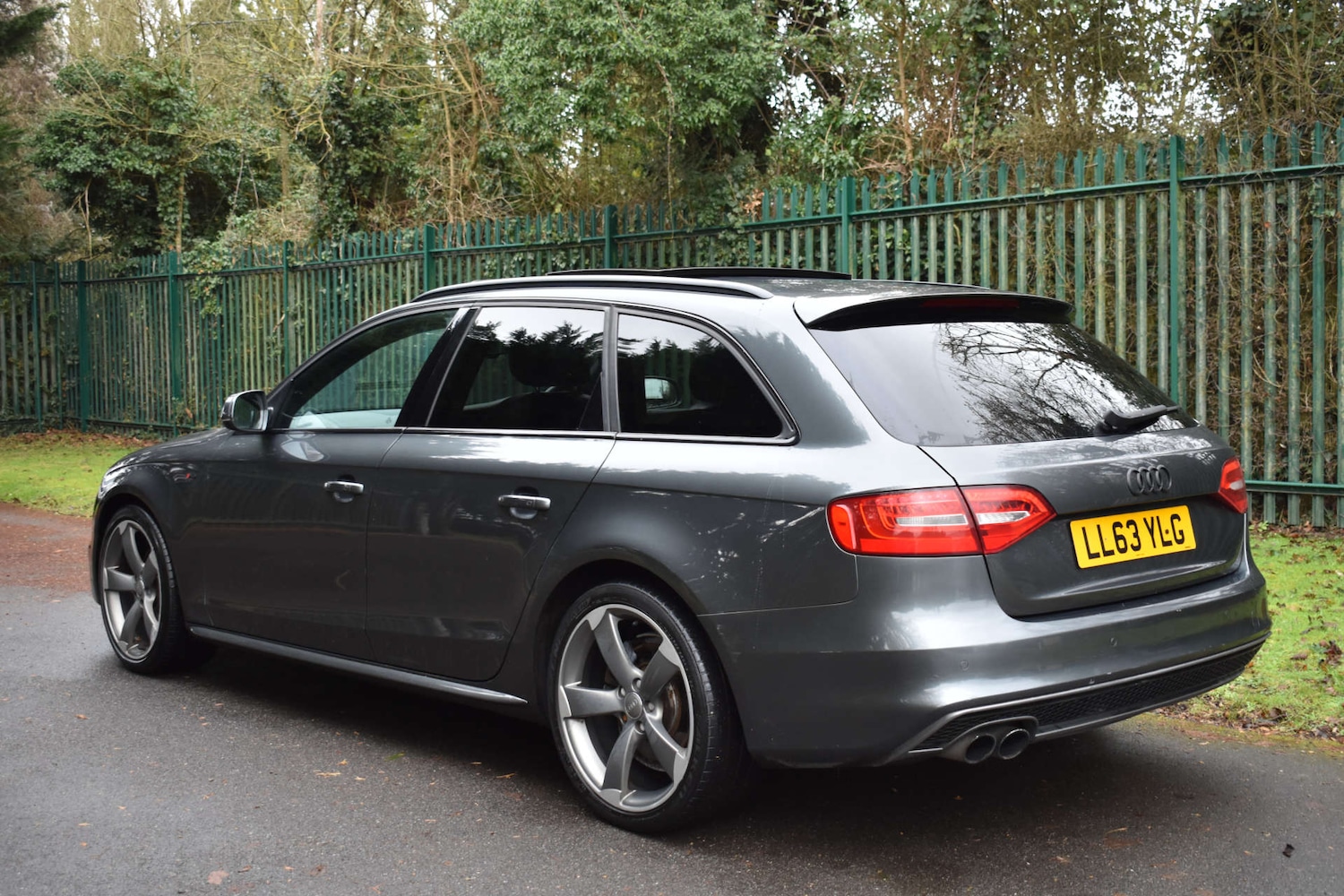 Used Audi A4 2013 for sale - 77207674: Photo 25