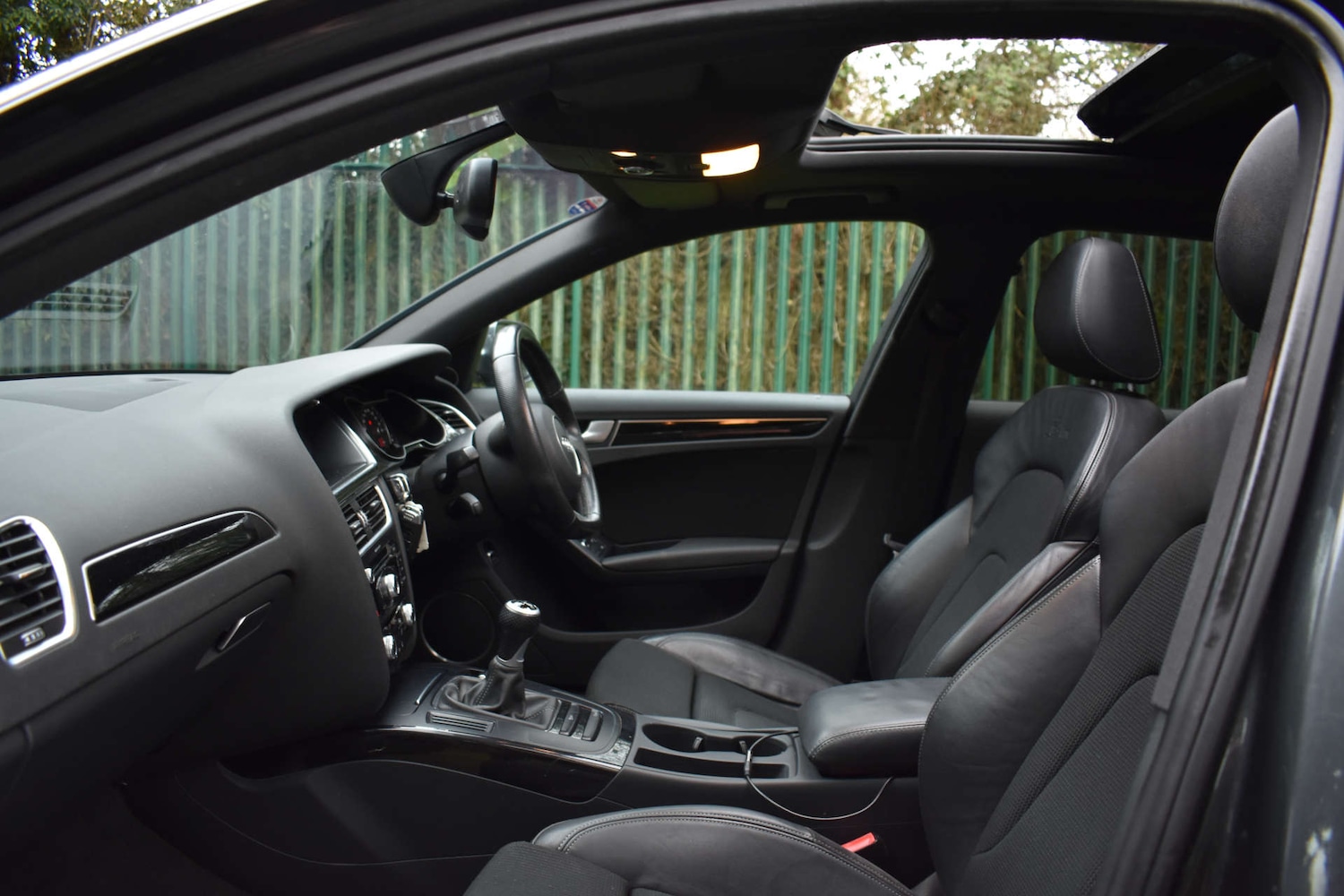 Used Audi A4 2013 for sale - 77207674: Photo 32