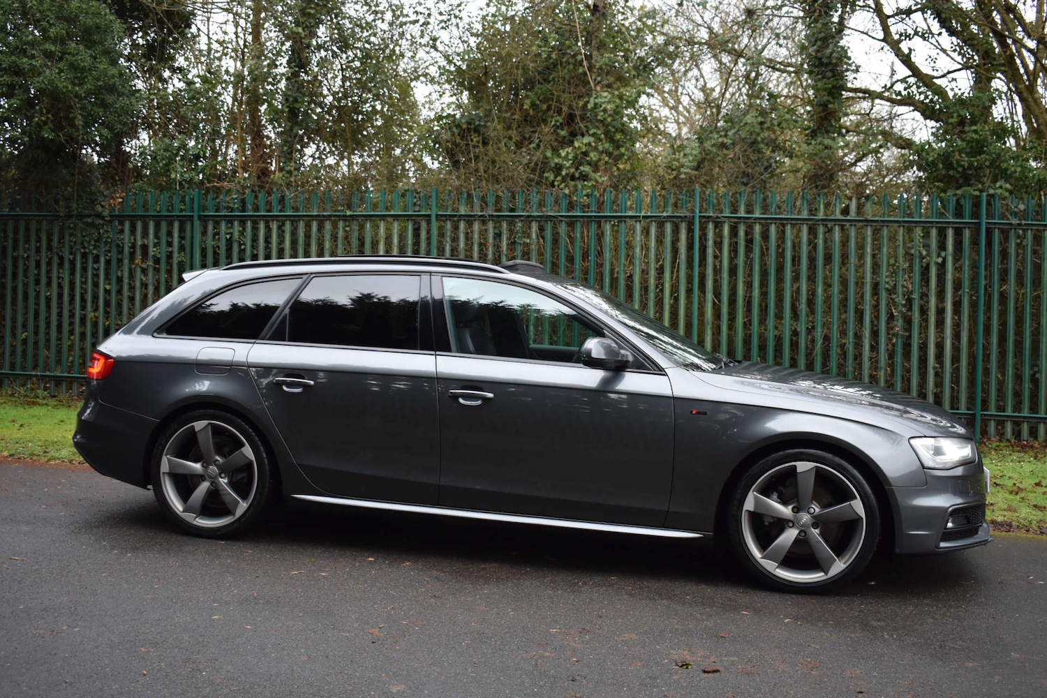 Used Audi A4 2013 for sale - 77207674: Photo 6