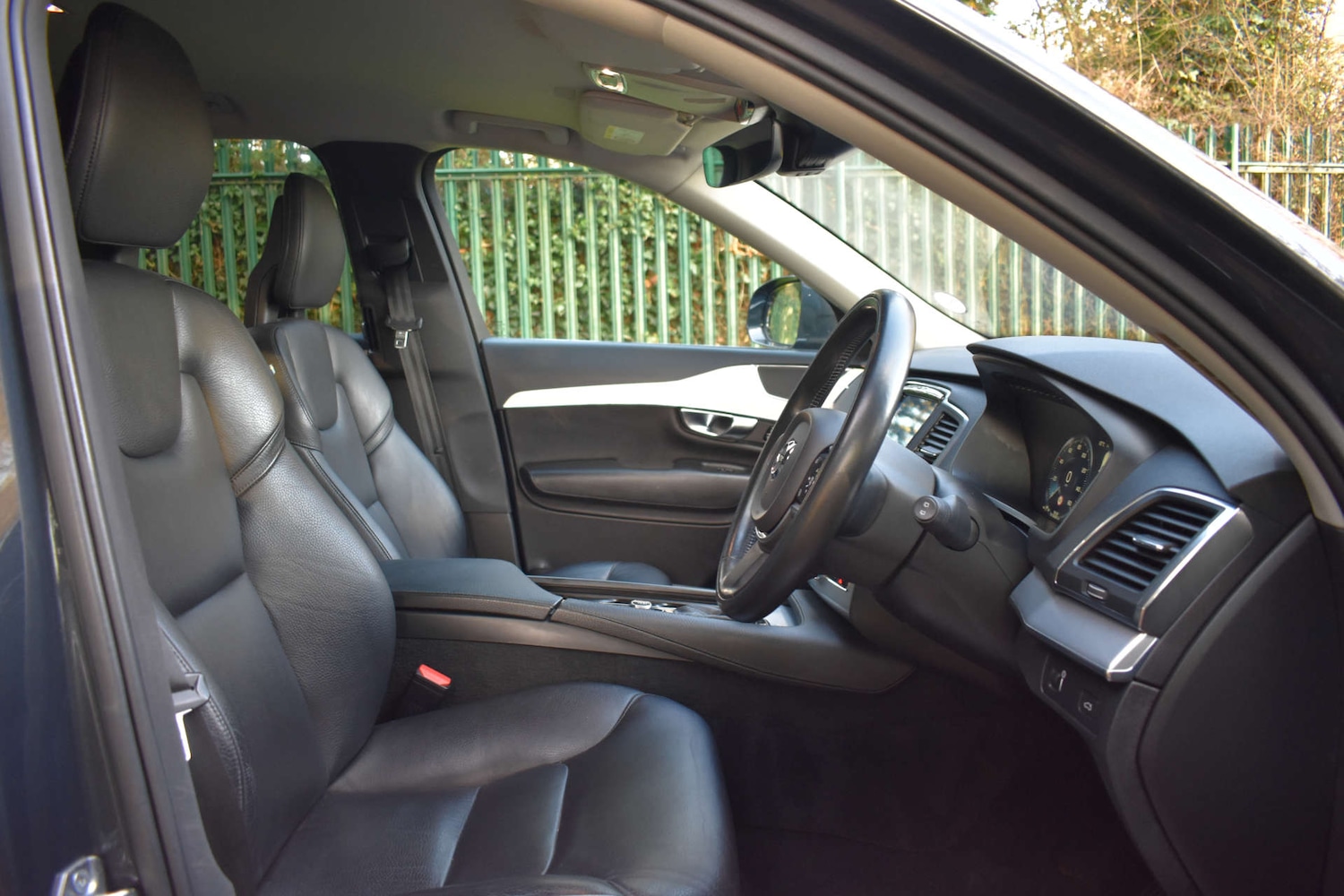 Used Volvo XC90 2018 for sale - 77037062: Photo 32