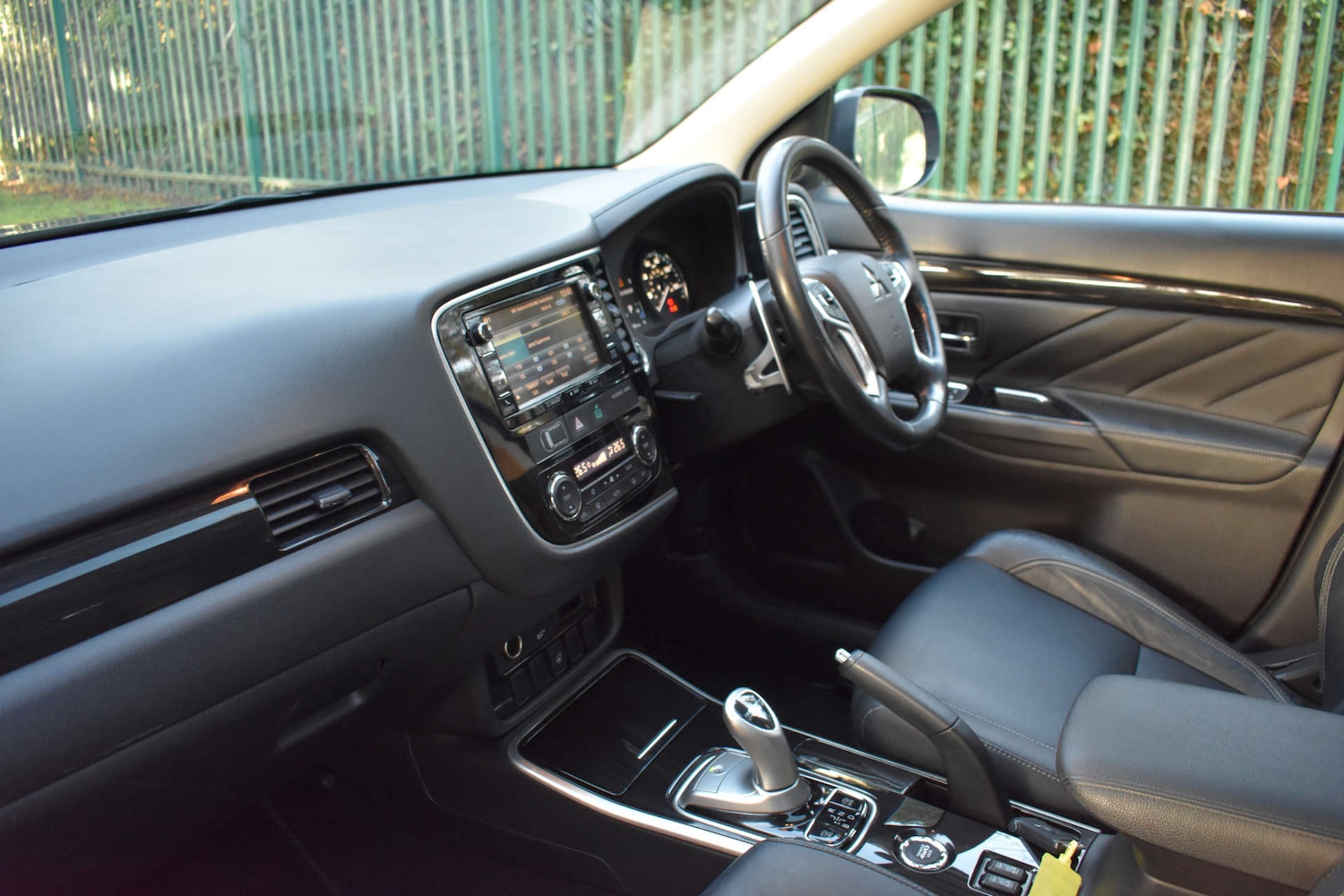 Used Mitsubishi Outlander 2017 for sale - 77037060: Photo 18