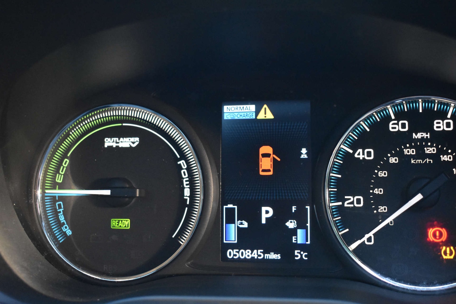 Used Mitsubishi Outlander 2017 for sale - 77037060: Photo 21