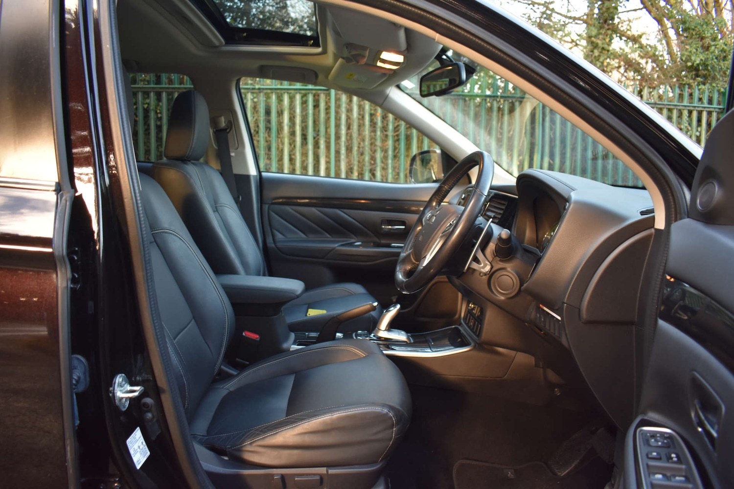 Used Mitsubishi Outlander 2017 for sale - 77037060: Photo 29