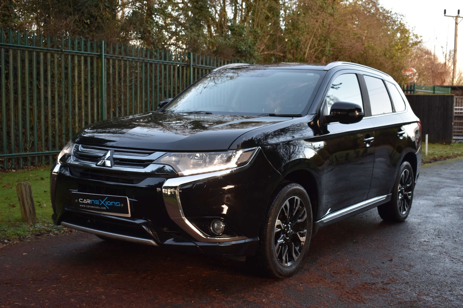 Used Mitsubishi Outlander 2017 for sale - 77037060: Photo 3