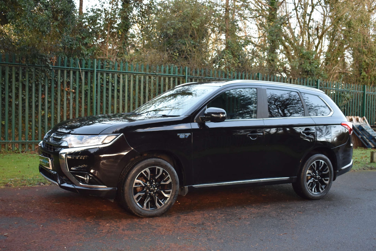 Used Mitsubishi Outlander 2017 for sale - 77037060: Photo 4