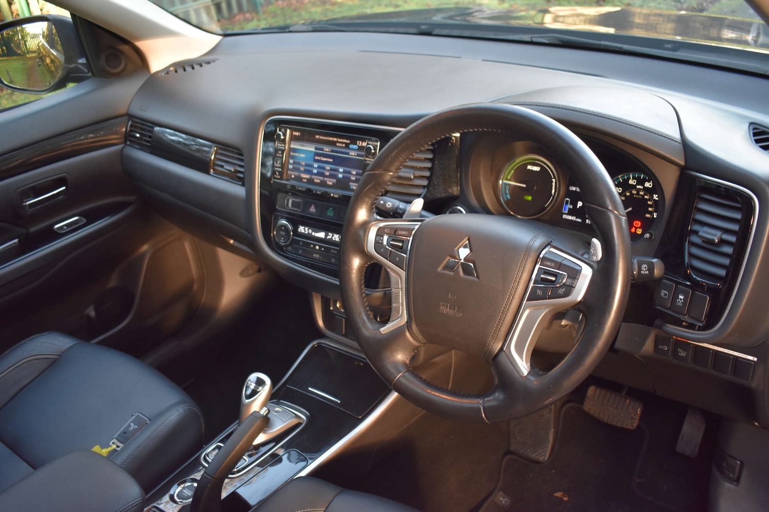 Used Mitsubishi Outlander 2017 for sale - 77037060: Photo 42