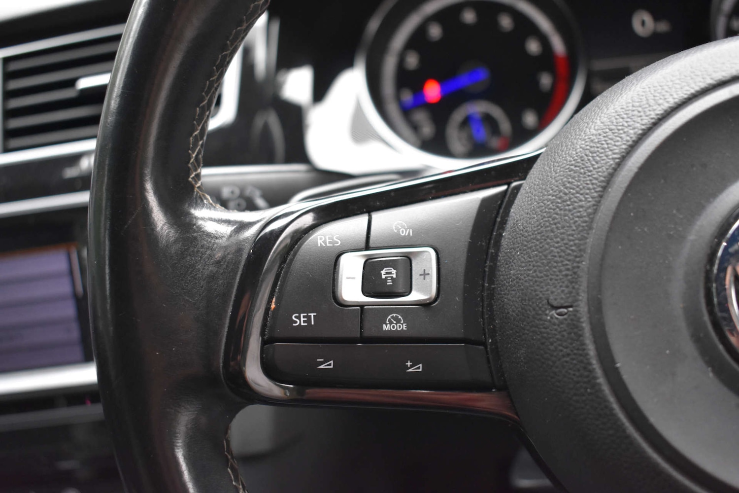 Used Volkswagen Golf 2015 for sale - 77531853: Photo 40