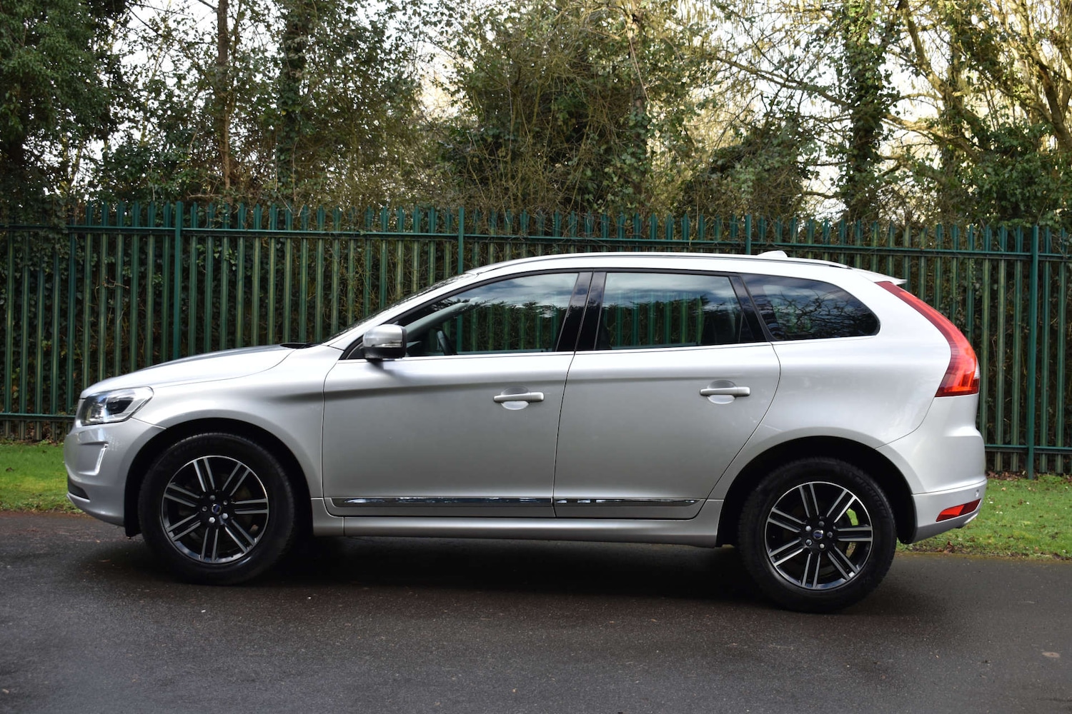 Used Volvo XC60 2015 for sale - 77818791: Photo 6