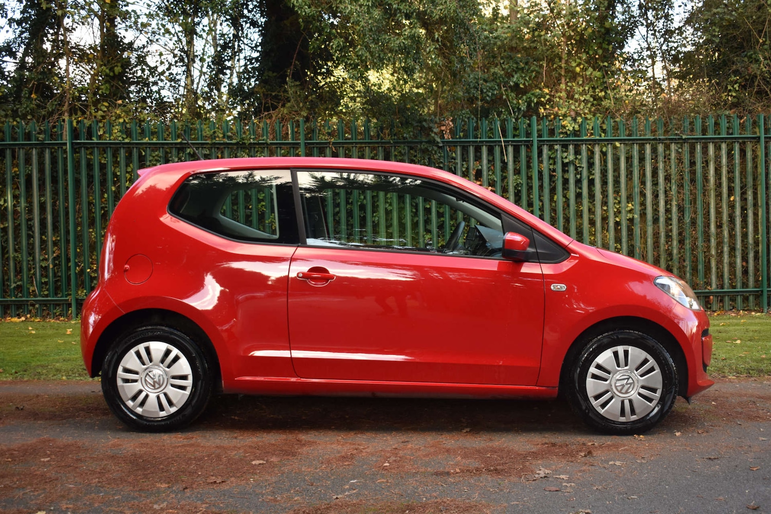 Used Volkswagen up! 2016 for sale - 76618150: Photo 5