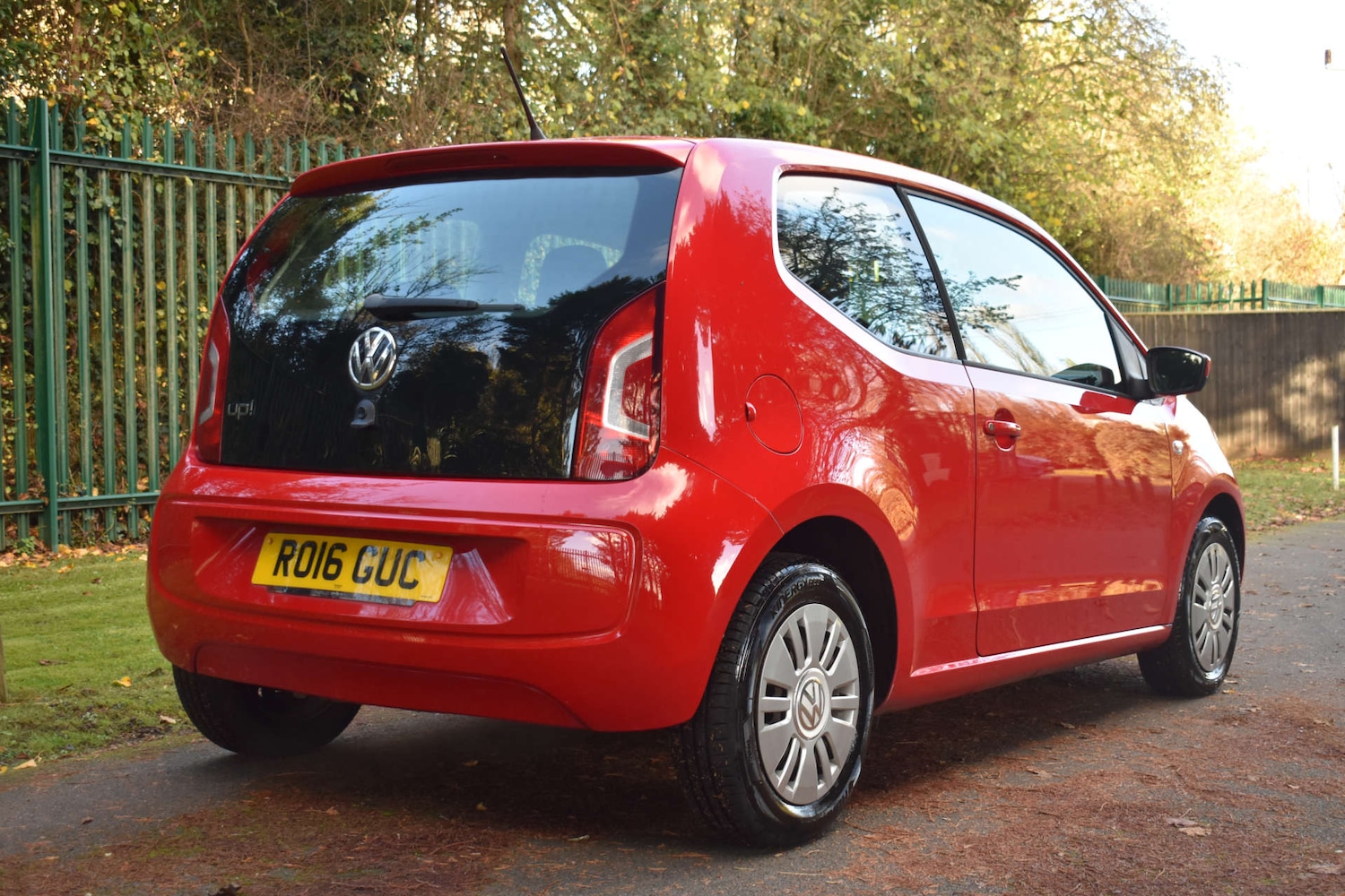 Used Volkswagen up! 2016 for sale - 76618150: Photo 6