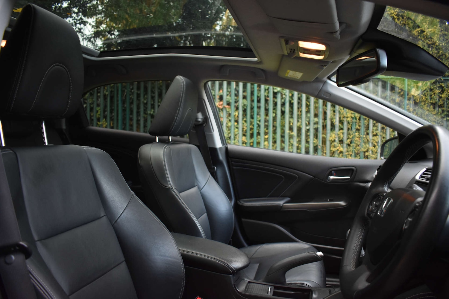 Used Honda Civic 2016 for sale - 76356037: Photo 11