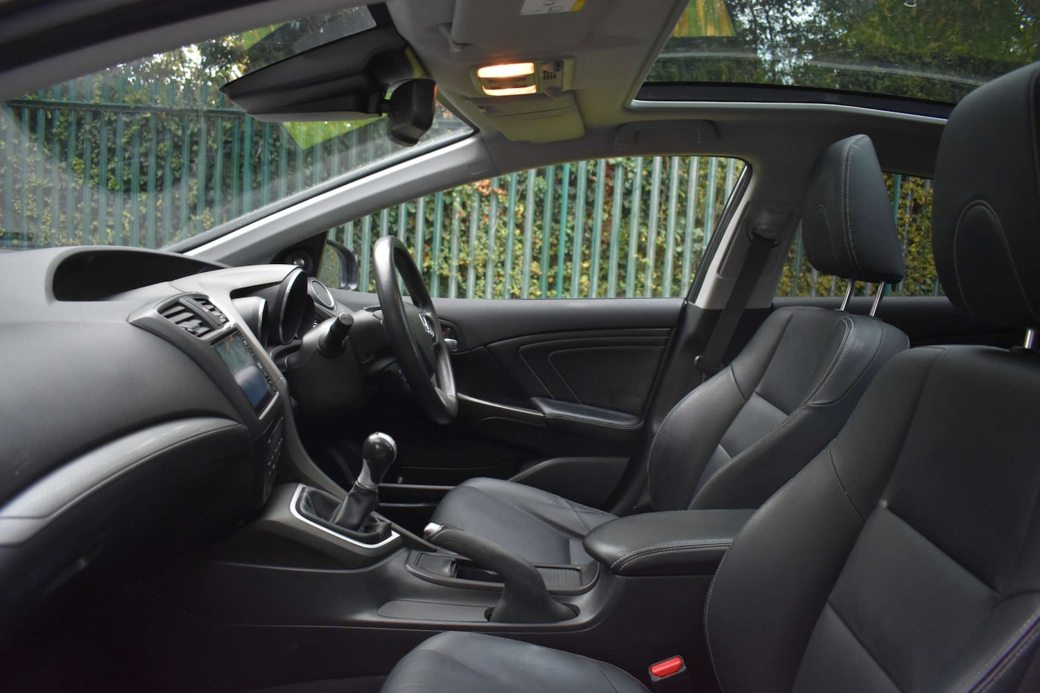 Used Honda Civic 2016 for sale - 76356037: Photo 28