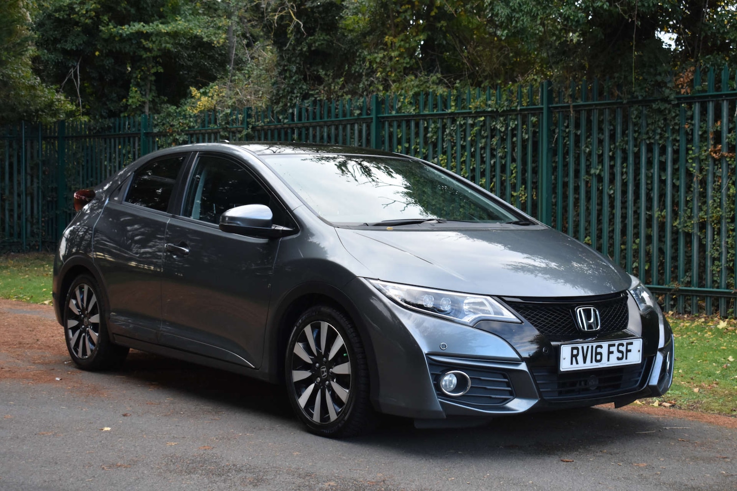 Used Honda Civic 2016 for sale - 76356037: Photo 3