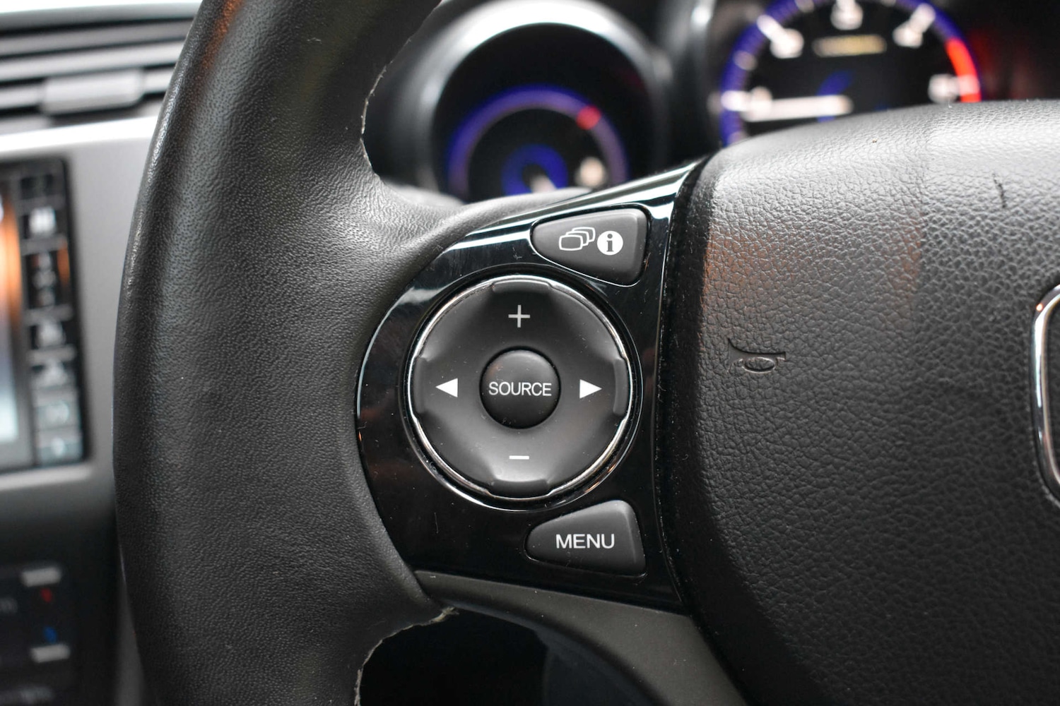 Used Honda Civic 2016 for sale - 76356037: Photo 36