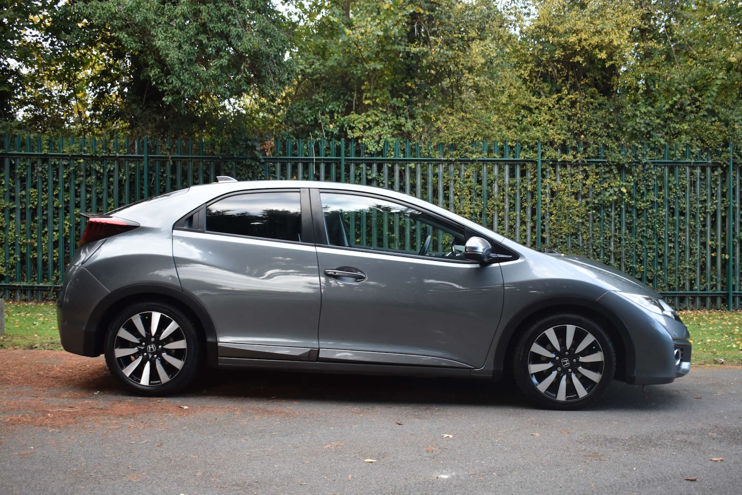 Used Honda Civic 2016 for sale - 76356037: Photo 5