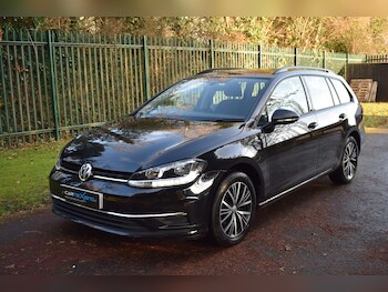 Used Volkswagen Golf 2018 for sale - 76829913: Photo
