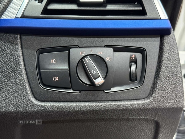 Used BMW 3 Series 2017 for sale - 76729315: Photo 32