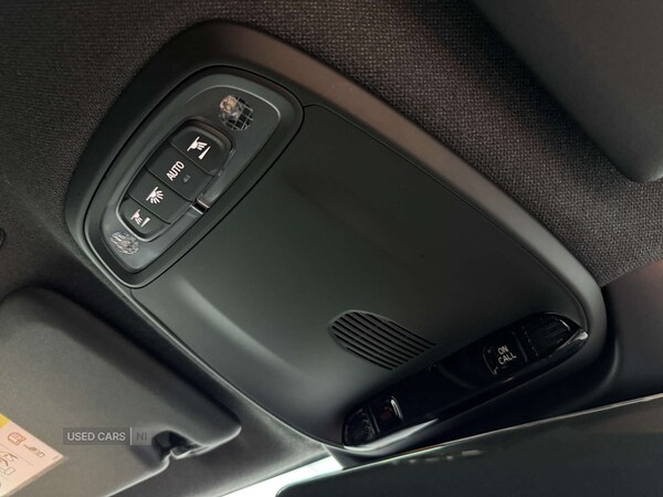 Used Volvo XC40 2021 for sale - 75602060: Photo 28