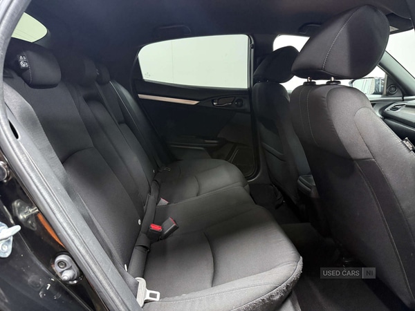 Used Honda Civic 2019 for sale - 76840289: Photo 46