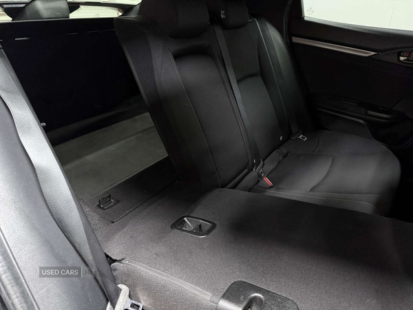 Used Honda Civic 2019 for sale - 76840289: Photo 47