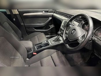 Used Volkswagen Passat 2016 for sale - 76153366: Photo