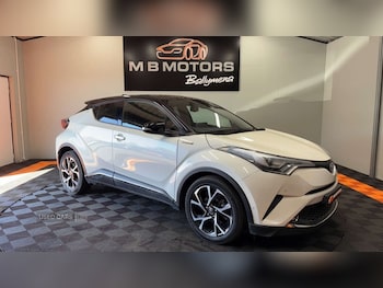 Used Toyota C-HR 2017 for sale - 78363201: Photo