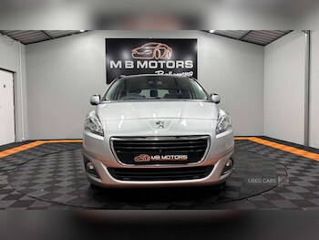 Used Peugeot 5008 2016 for sale - 76167627: Photo 2