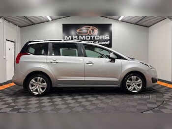 Used Peugeot 5008 2016 for sale - 76167627: Photo 4