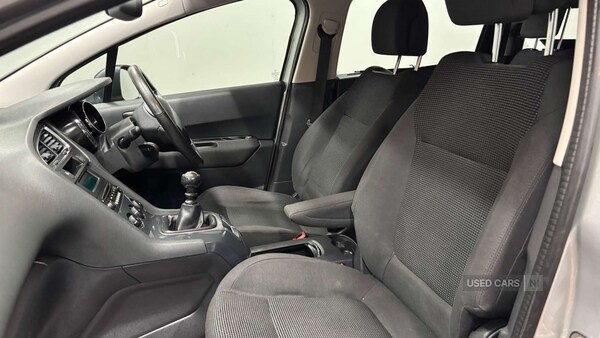 Used Peugeot 5008 2016 for sale - 76167627: Photo 9