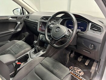 Used Volkswagen Tiguan 2017 for sale - 78261876: Photo