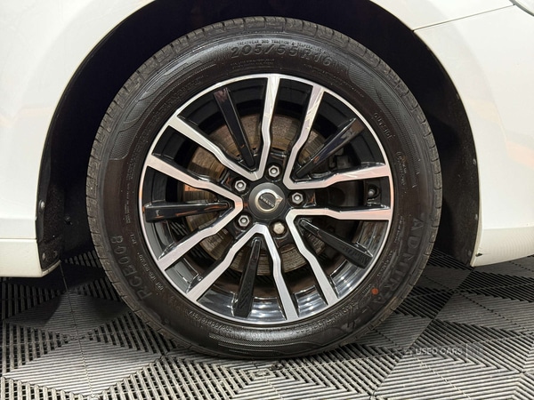 Used Volvo V40 2018 for sale - 76620903: Photo 11