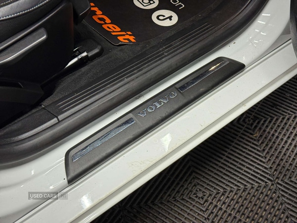 Used Volvo V40 2018 for sale - 76620903: Photo 18