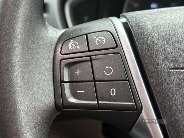 Used Volvo V40 2018 for sale - 76620903: Photo 27