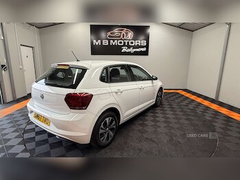 Used Volkswagen Polo 2018 for sale - 76284957: Photo 3