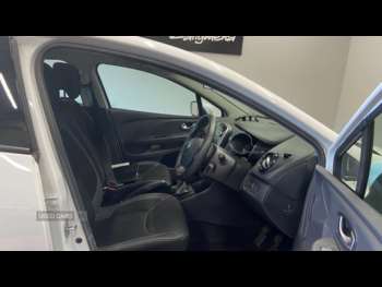 Used Renault Clio 2018 for sale - 74325383: Photo