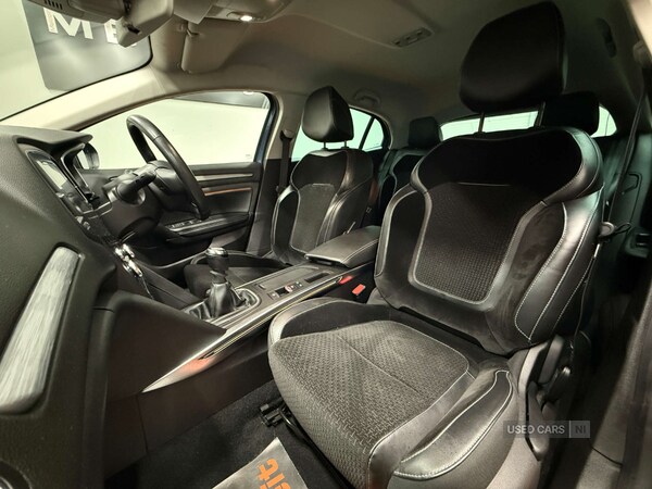 Used Renault Megane 2017 for sale - 75770457: Photo 32