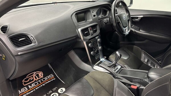 Used Volvo V40 2015 for sale - 75991858: Photo 19