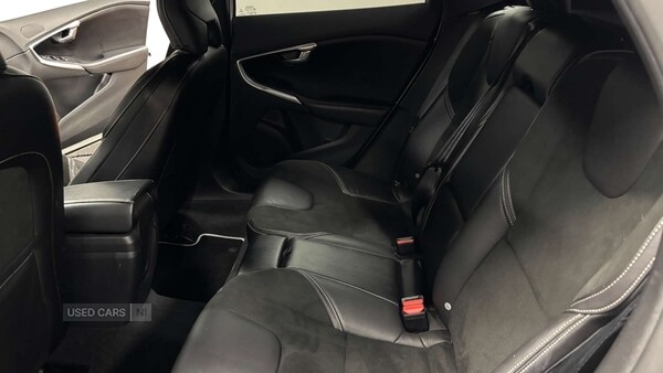 Used Volvo V40 2015 for sale - 75991858: Photo 20