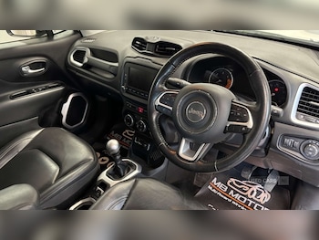 Used Jeep Renegade 2017 for sale - 78363208: Photo