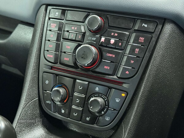 Used Vauxhall Meriva 2015 for sale - 76620887: Photo 27