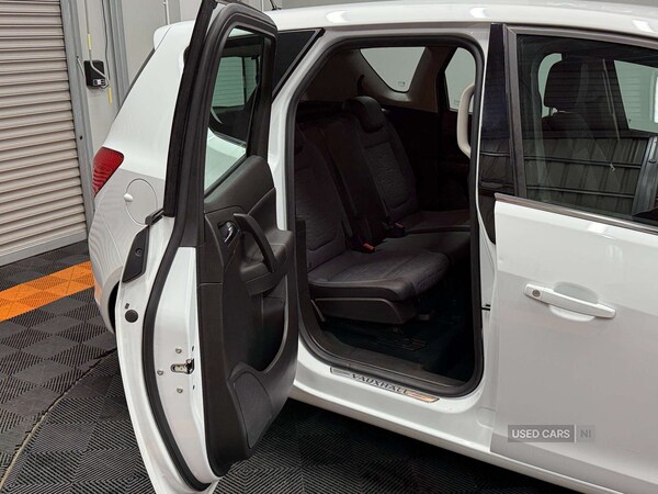 Used Vauxhall Meriva 2015 for sale - 76620887: Photo 37