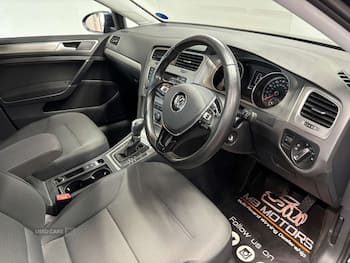 Used Volkswagen Golf 2015 for sale - 79821790: Photo