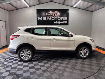 Used Nissan Qashqai 2017 for sale - 78935805: Photo