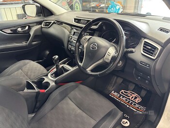 Used Nissan Qashqai 2017 for sale - 78935805: Photo