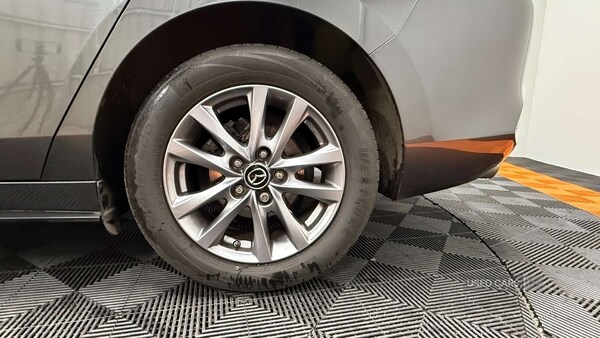 Used Mazda Mazda3 2021 for sale - 76359295: Photo 9