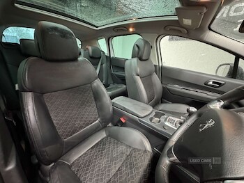 Used Peugeot 3008 2015 for sale - 76153793: Photo 3
