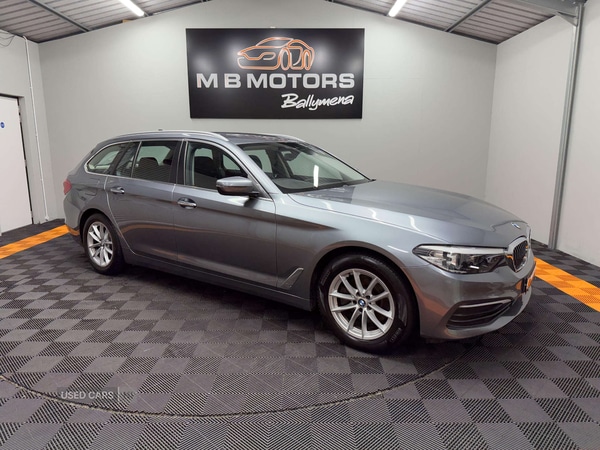 Used BMW 5 Series 2017 for sale - 76167628: Photo 1