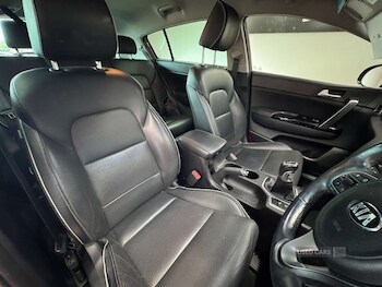 Used Kia Sportage 2016 for sale - 75564635: Photo