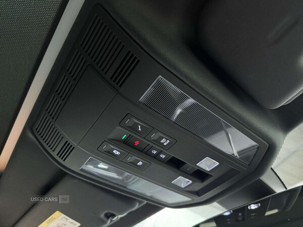 Used Volkswagen Touareg 2021 for sale - 75950171: Photo 32