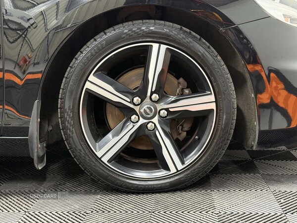 Used Volvo V40 2016 for sale - 76729320: Photo 11